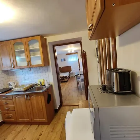 Astomo Apartment